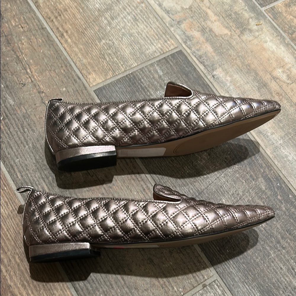 Corso Como Bronze Flats with Elegant Design - Picture 2 of 7